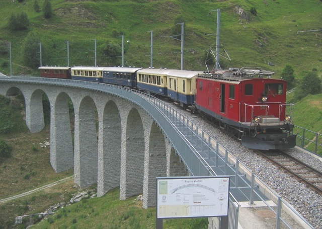 MGB Glacier Express Richlerenbrücke